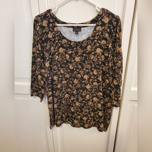 SALE!! J Jill Floral Black/Tan Top, Size M